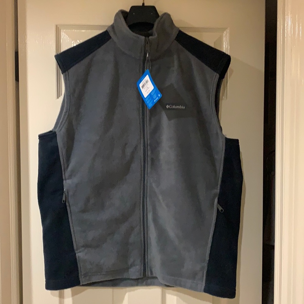 NWT Men’s Columbia fleece vest